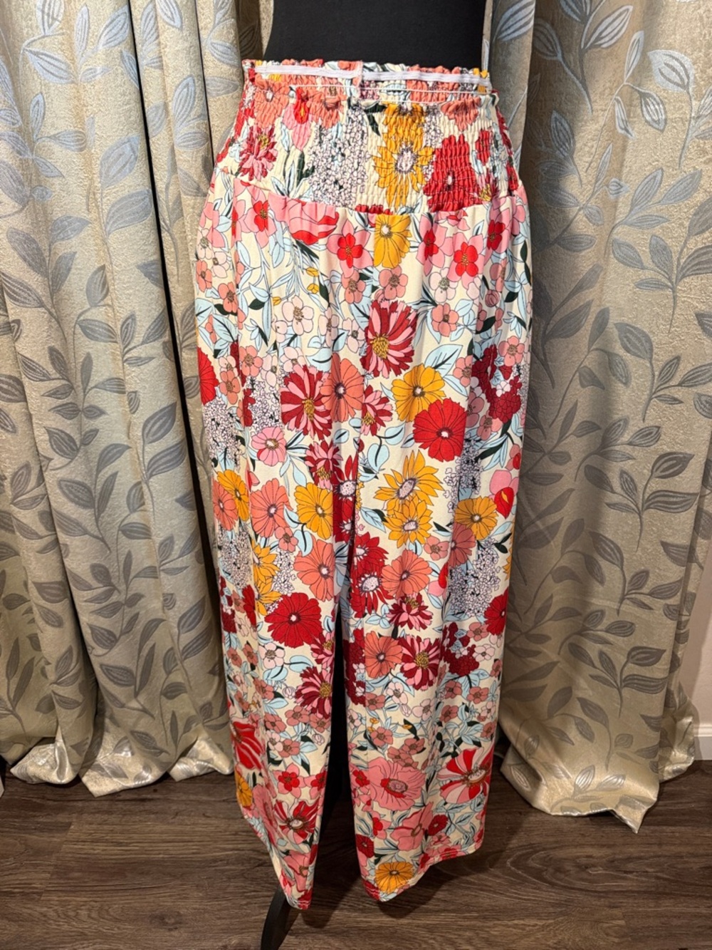 Wide-Leg Floral Smocked Waist Pants - Multicolor